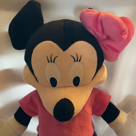 Minnie Mouse Stuffed Doll - Picture 10 of 13